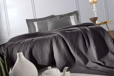 Guy Laroche Υπέρδιπλη Κουβέρτα Nikki Anthracite 240x260cm