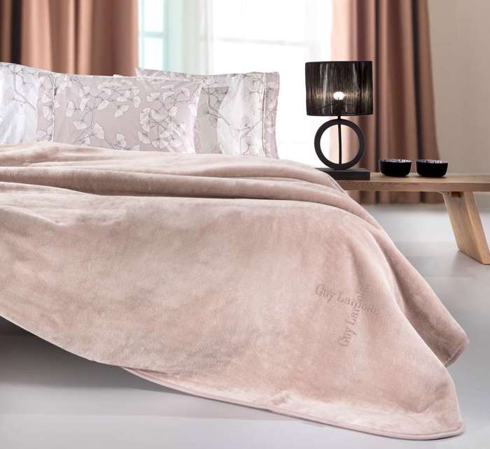 Guy Laroche Beloute Dipli Kouberta Logo Pudra 220x240cm
